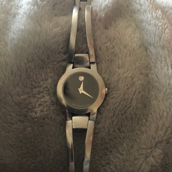 Movado Amorosa